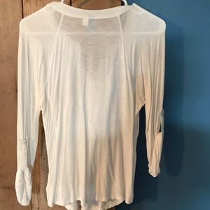 Quarter sleeve shirt